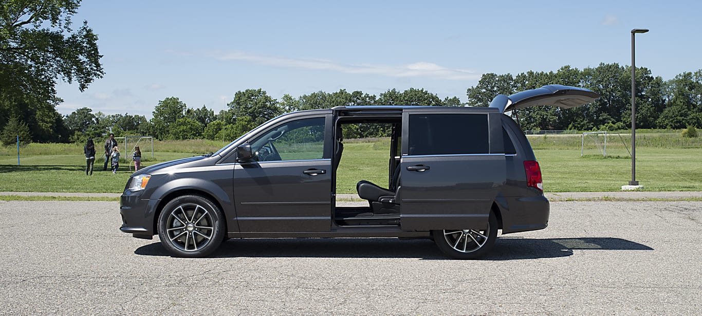 2016 Dodge Grand Caravan - Exterior Features